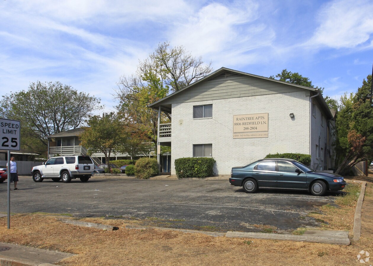 Photo - Redfield Apartments