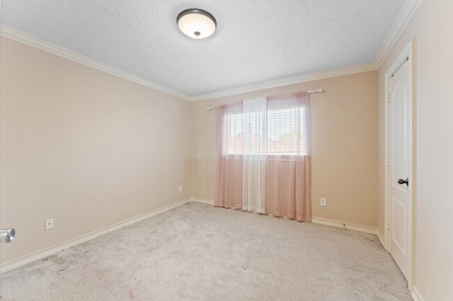 Photo - 19251 Hopeview Ct