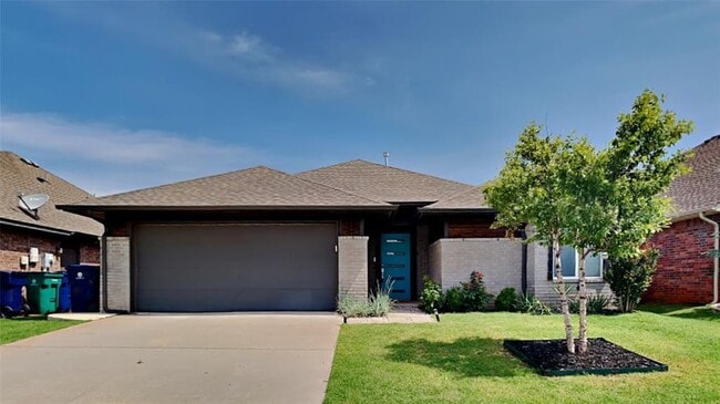 7129 NW 146th St