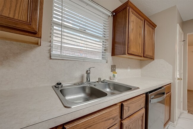 Photo - 10902 Primrose Acres Ln