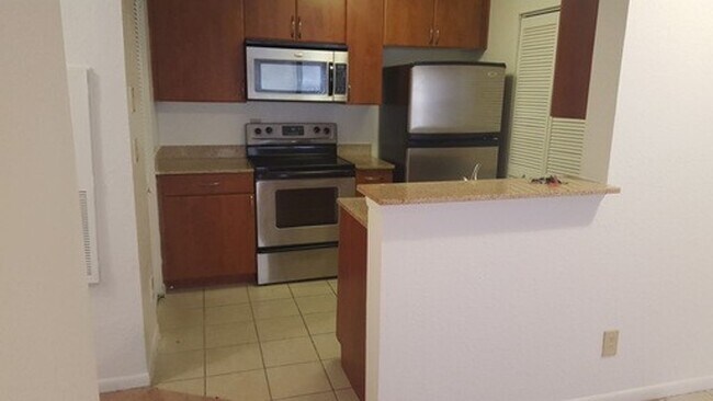 Photo - Lexington Place - 1615 Unit 1615