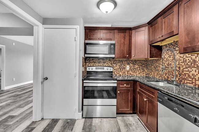 Photo - 4158 Inverrary Dr