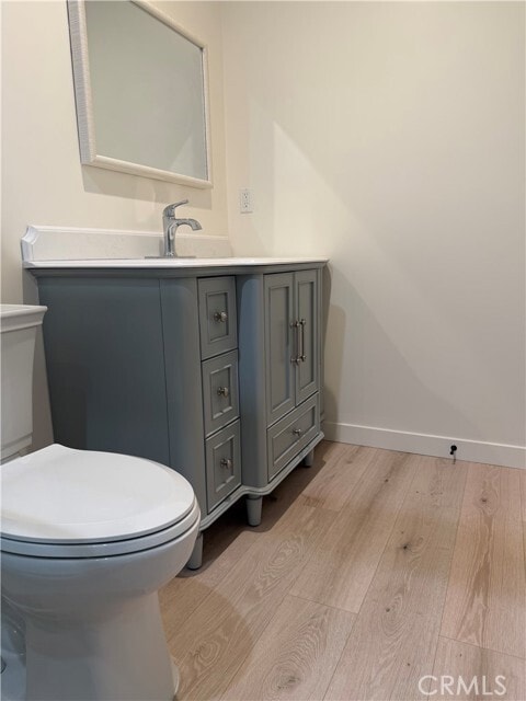 Photo - 22524 Vanowen St