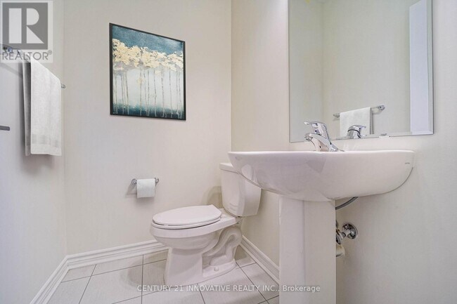 Photo - 3325 Thunderbird Prom