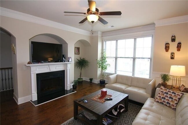 Photo - 1660 Jardin Ct