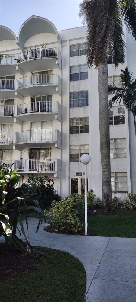 Building Photo - 484 NW 165th St Unit A214-A214 Rental