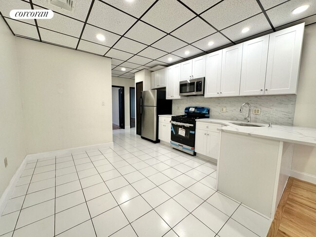 Photo - 342 Ovington Ave