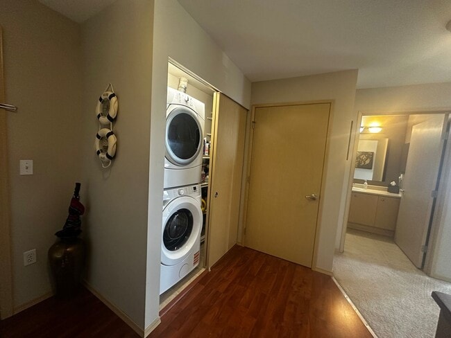 Photo - 2818 Grand Ave