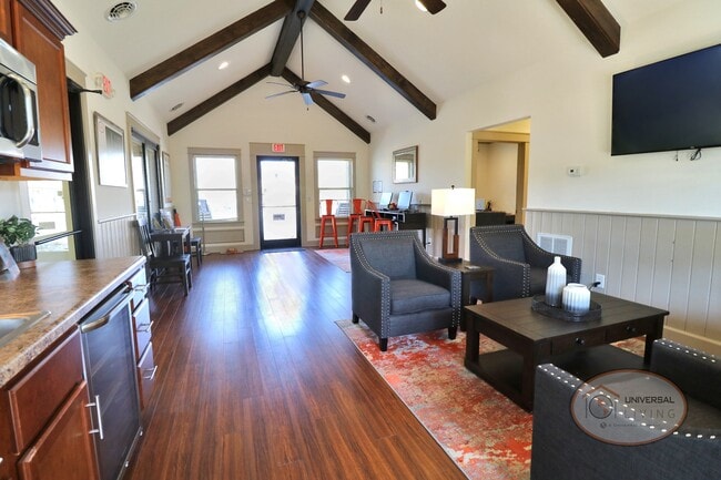 Clubhouse Lounge