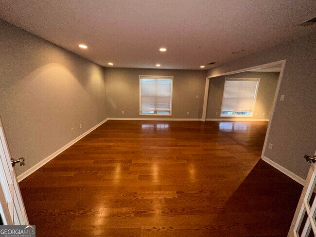 Photo - 6180 S Glenn Forest SW