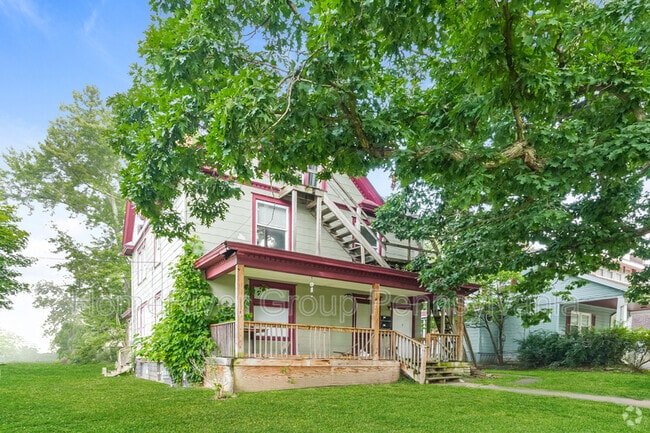 Building Photo - 1701 Delaware Ave Rental