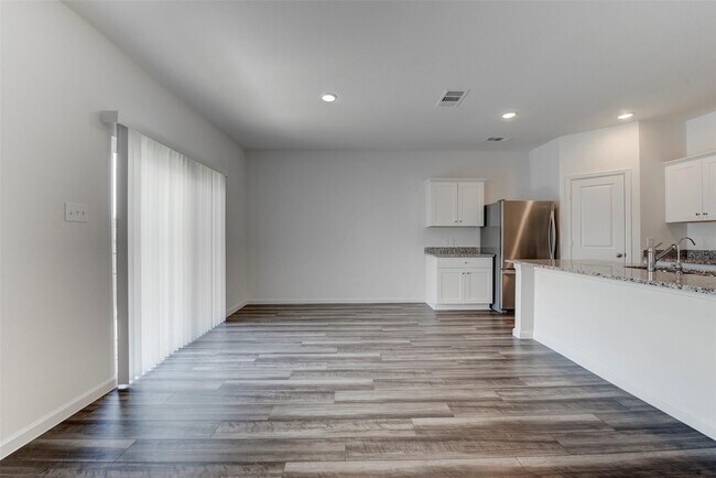 Photo - 14878 Calderon Dr Casa