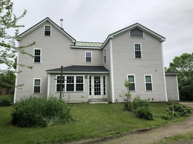 Building Photo - 122 Old Amherst Rd Rental