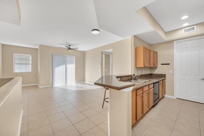Photo - 10280 SW Stephanie Way Unit 8-203