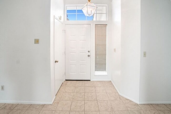 Photo - Southwest Area -3 bedroom, 2 bath Home wit...