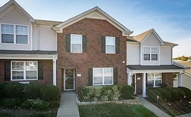 Building Photo - 210 Buck Run Dr Rental