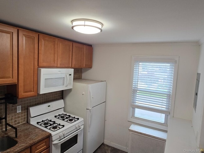 Photo - 267 Plainfield Ave Unit 2F