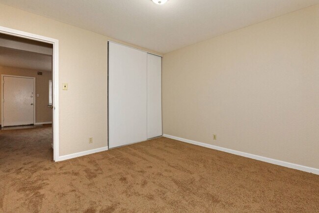 Photo - 1515- Unit 7