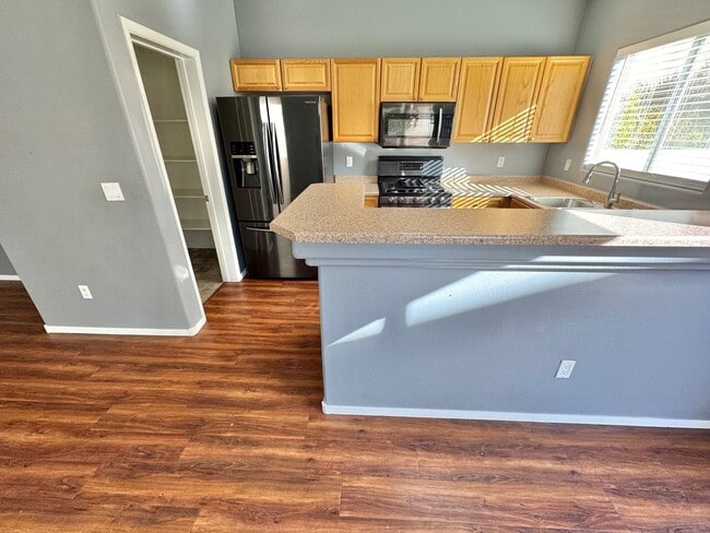 Photo - BRIGHT 2-BEDROOM CONDO IN SOUTHWEST LAS VEGAS CONDO