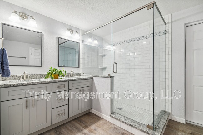 380 Jeru Blvd Unit 5
