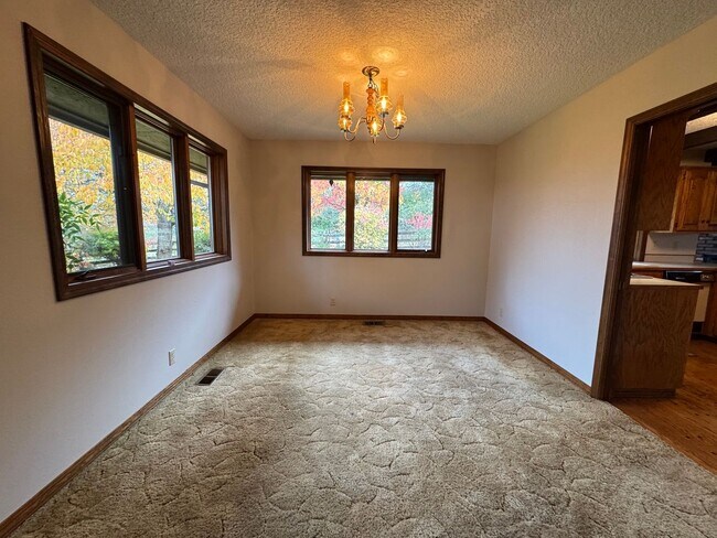 Photo - 21635 SW Elwert Rd