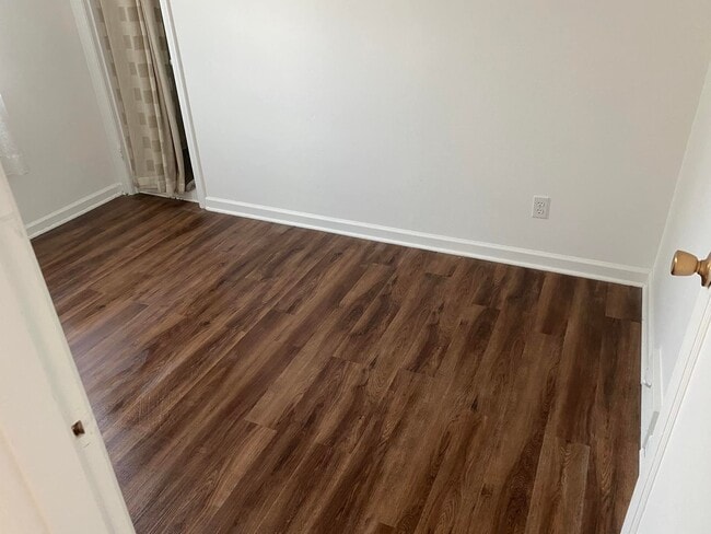 Photo - 843 SW 116th St