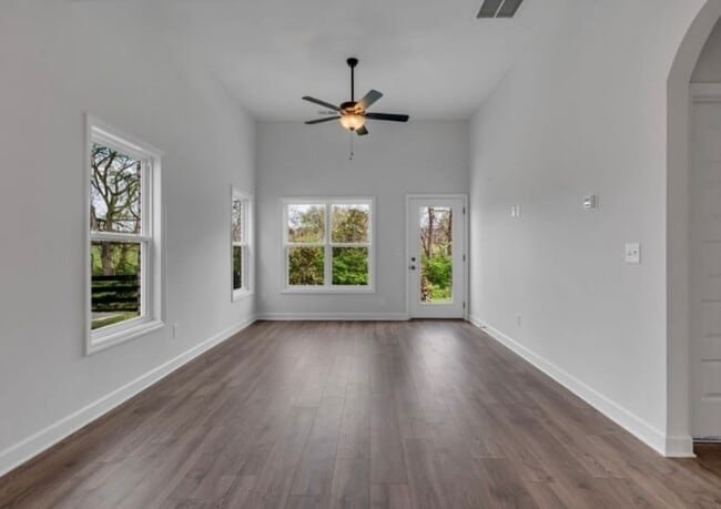 Photo - 141 Dameron Pvt Dr