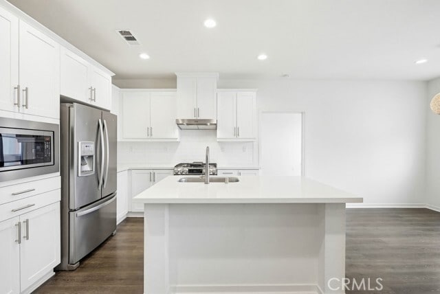 Building Photo - 1178 Epic