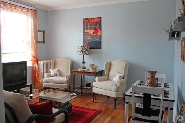 Building Photo - NO FEE!   Pet Friendly, Affordable Apt Nea...