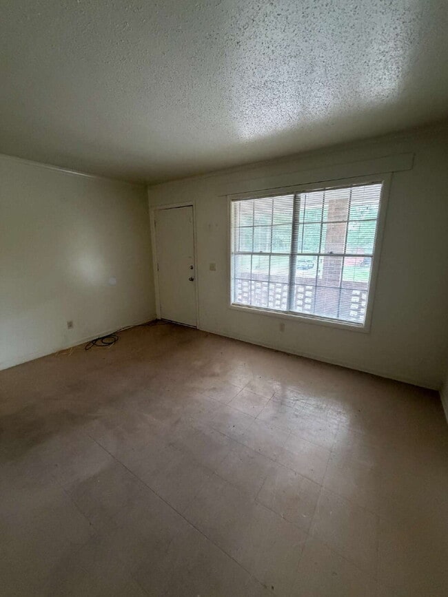 Photo - Available for rent, Midland City Apartment! Unit Apt 6
