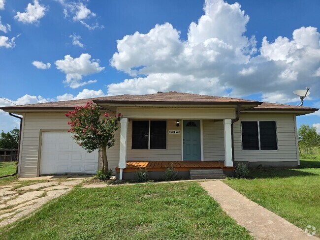 Building Photo - 615 FM 1466 Rental