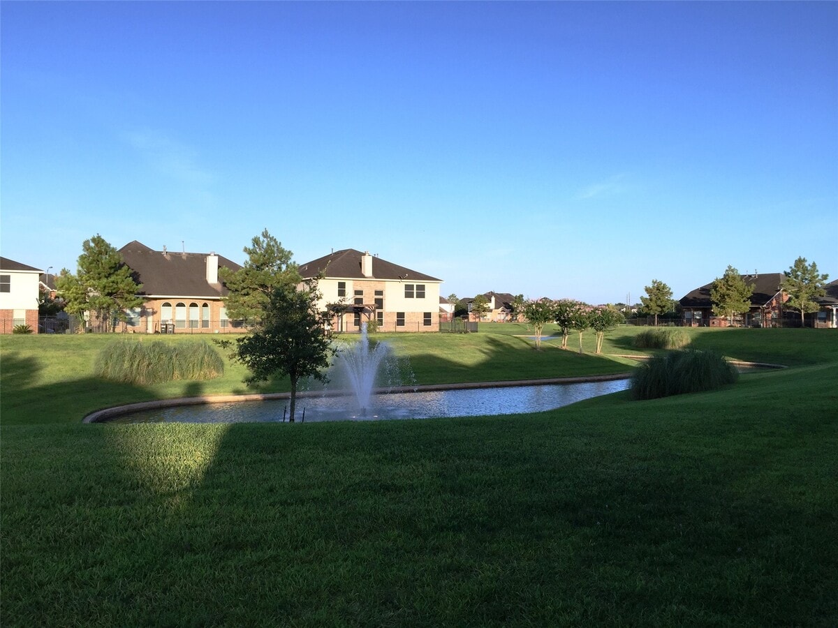 Photo - 1222 Watermoon