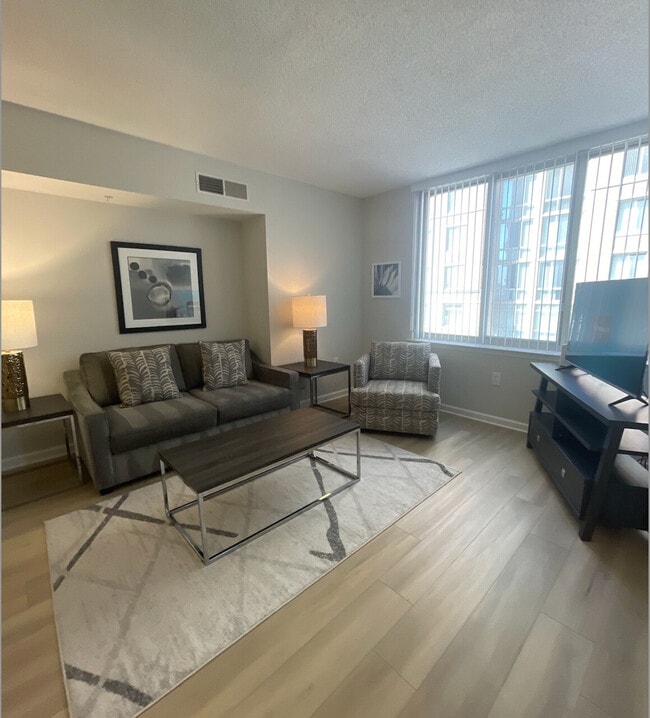 Photo - 2310 Eisenhower Ave Apartamento Unidad ID1255368P