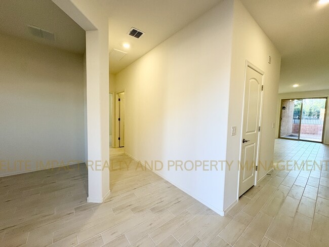 Photo - 9365 N Peridot Vis Ave