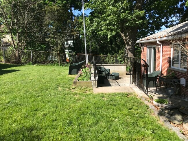 Photo - 182 Kittredge St Unit 1