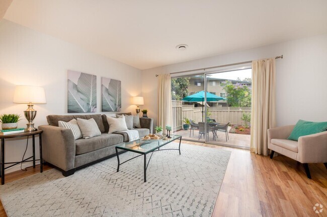 Building Photo - 7130 Rainbow Dr Unit 13 Rental