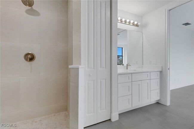 Photo - 1803 Samantha Gayle Wy Unidad 208