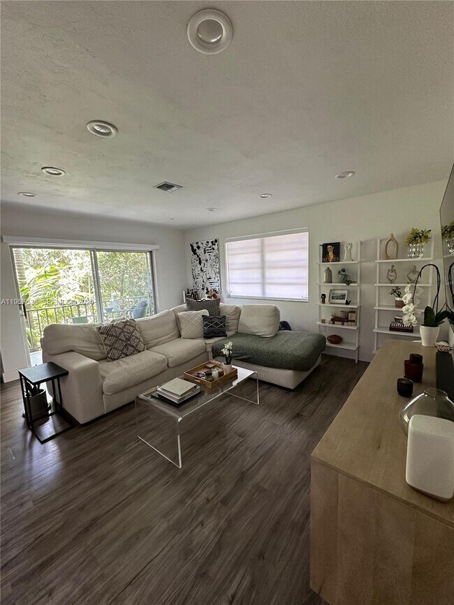 Photo - 9392 SW 77th Ave Unit E6