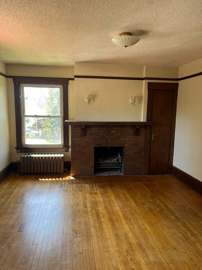 Photo - Charming, Vintage, Downtown Apartment Unidad #2