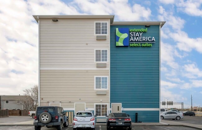 Furnished Studio-Lubbock - West
