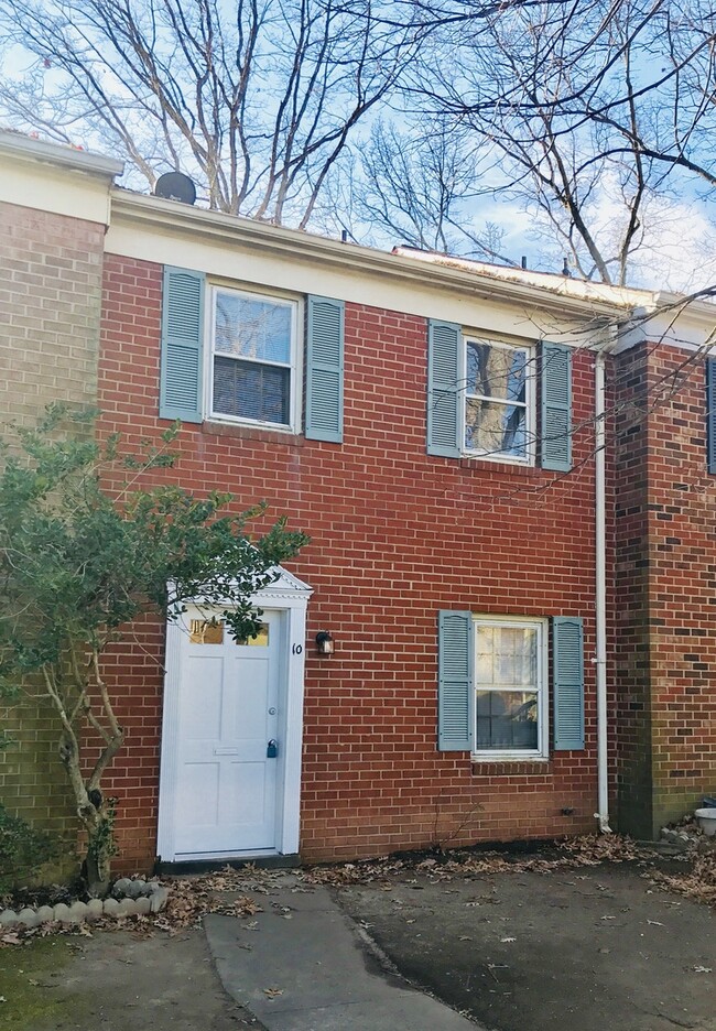 3 Bedroom in Townhouse Fredericksburg/Spot... - 3 Bedroom in Townhouse Fredericksburg/Spot...