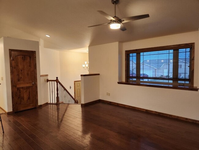 Photo - 737 Copperfield Dr