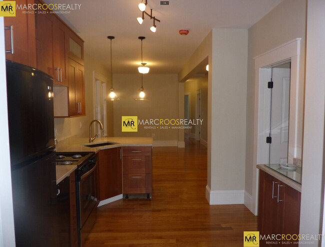 Building Photo - 175 Princeton St Unit 2 Rental