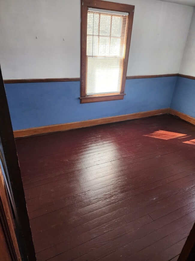 Photo - 19 Gibson Ave