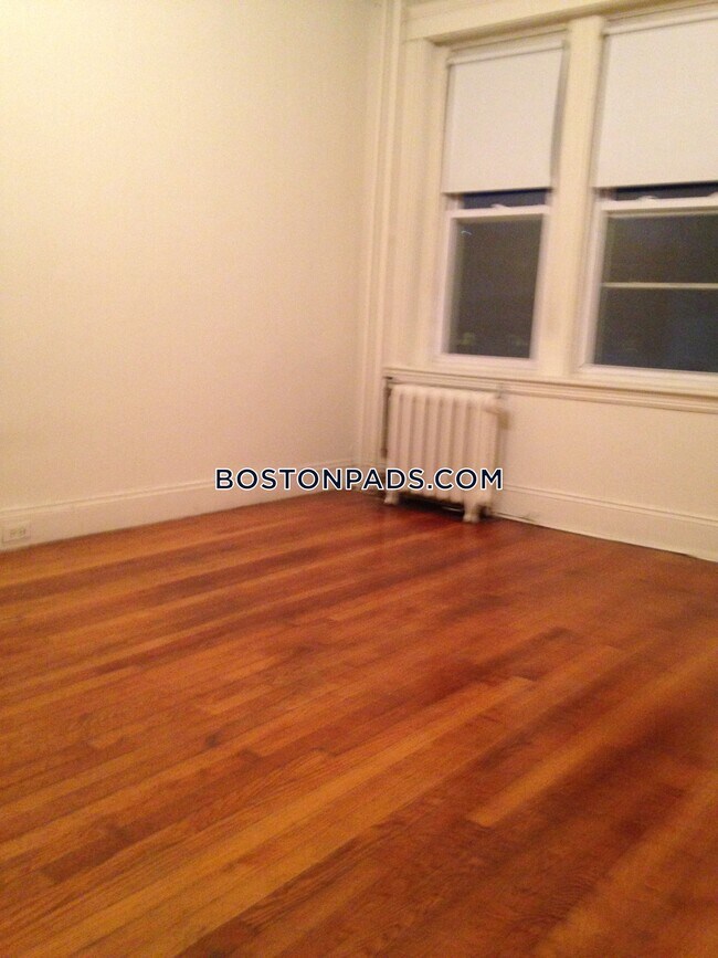 Building Photo - 1163 Boylston St Rental