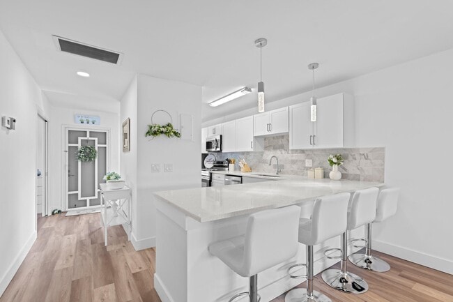 Photo - 2915 SW 15th St Unidad 204