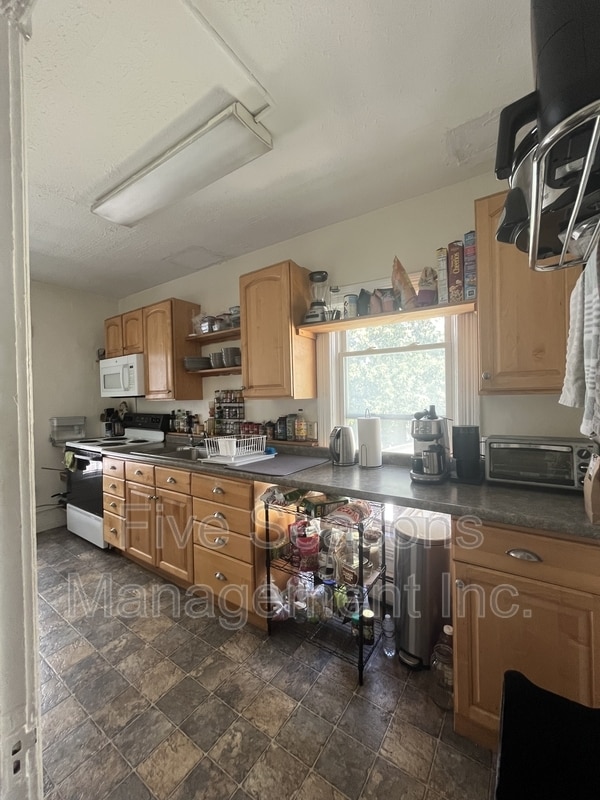 Photo - 282 Pearl St