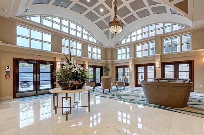 Photo - 1616 Fountain View Dr Condo Unit 407