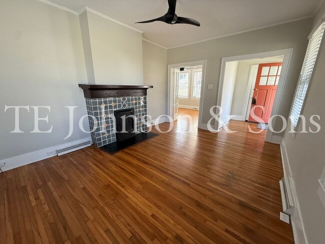 Photo - Charming 3BR Home with Fenced Yard, Hardwood Floors and Classic Built Ins