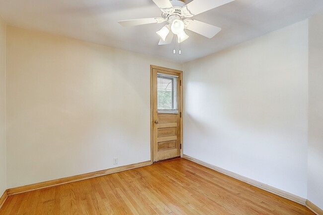 Photo - 4670-4672 North 45th Street Apartment Unit 4670 - Upper